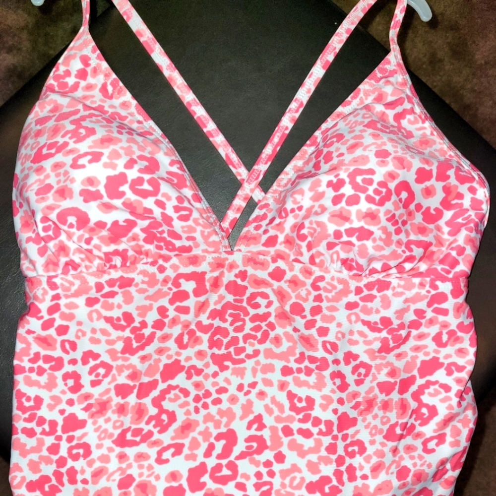 (SOLD) Maternity one peice swimsuit 🩱